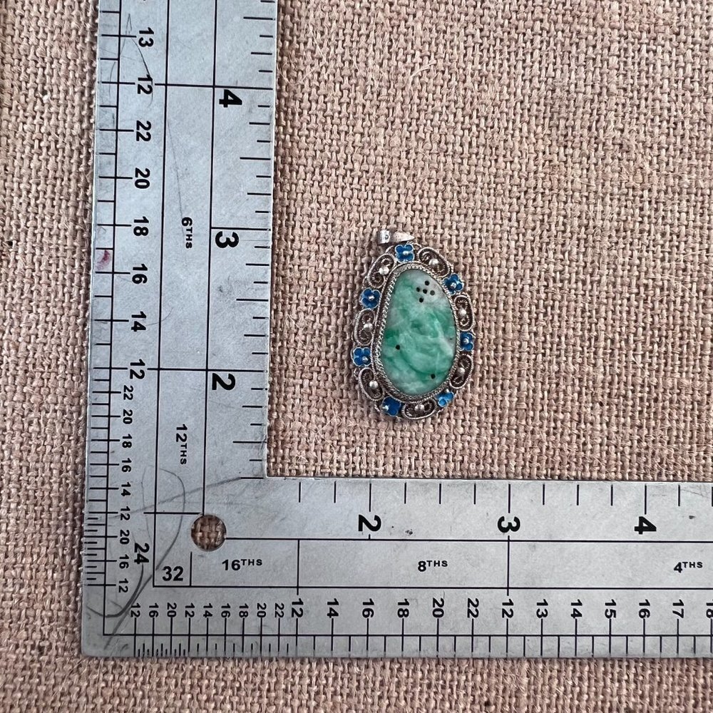Silver 925 intricate jade center Asian pendant green vintage - Picture 5 of 6
